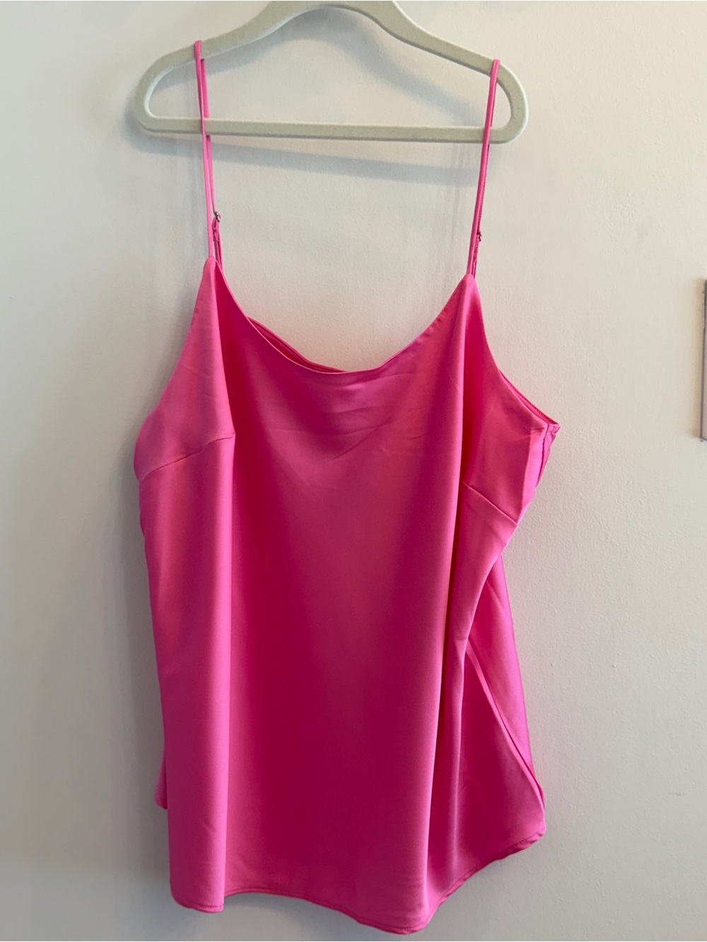NWT Express Satin Scoop Neck Downtown Cami | Hot Pink | Size M
